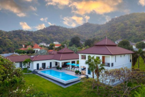Luxury 5 Bedroom Pool Villa B11B